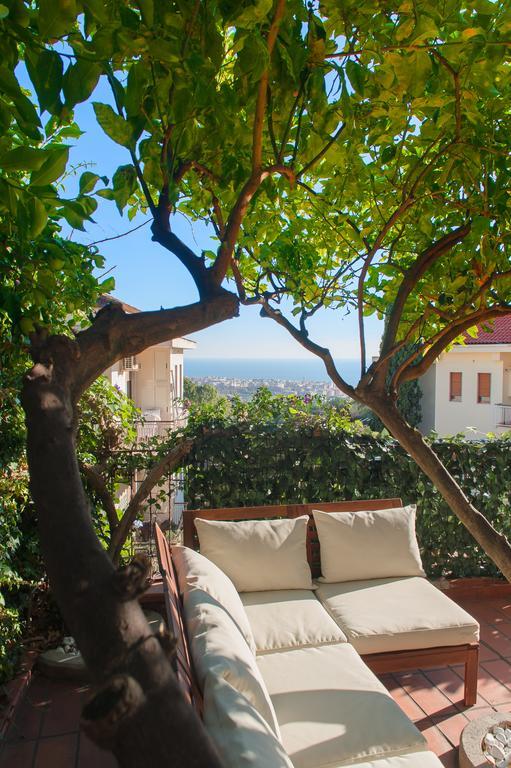 Villa Mareluna - Sea view&garden Salerno Exterior foto